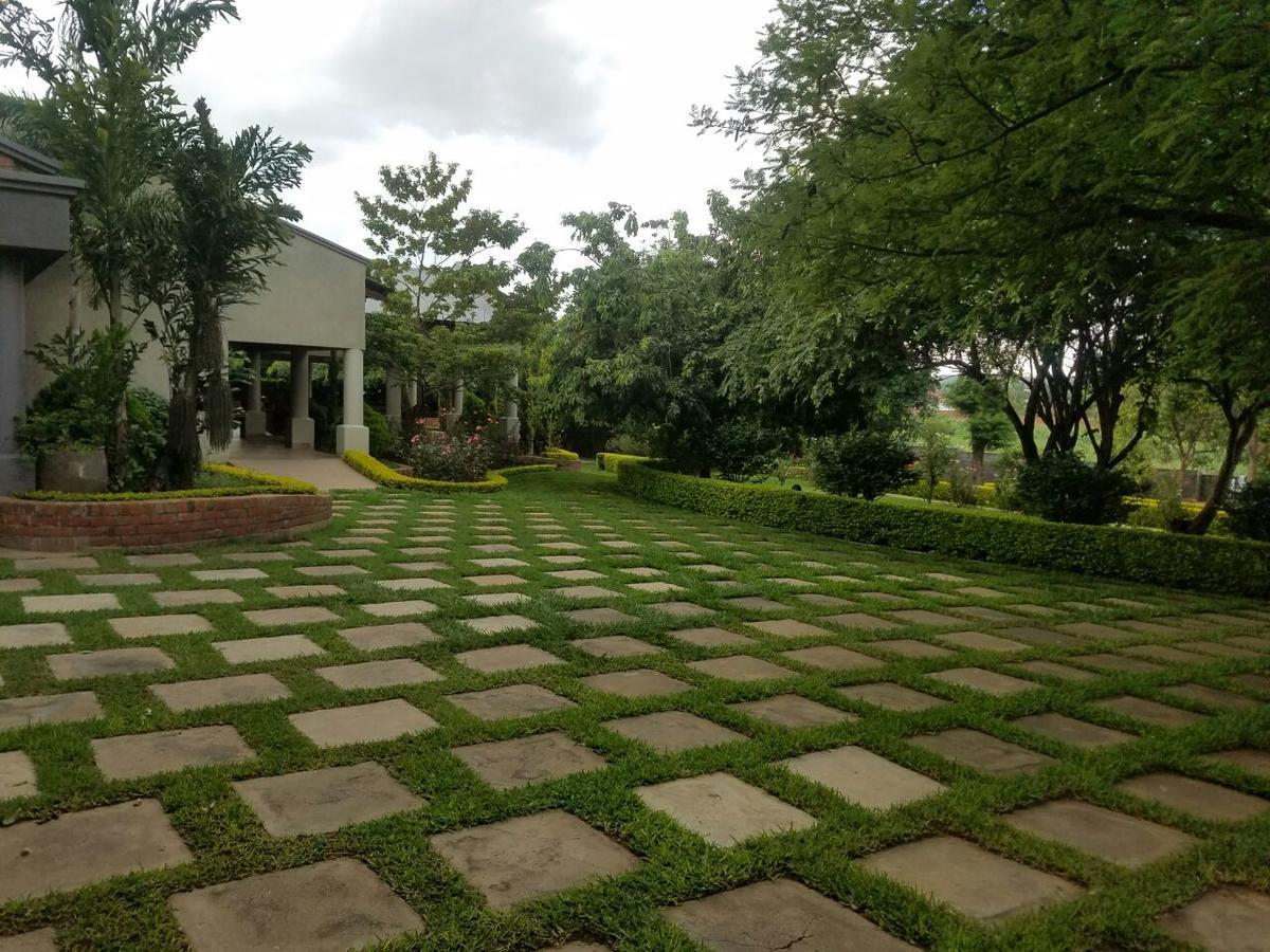 Ufulu Gardens Hotel Lilongwe Exterior photo