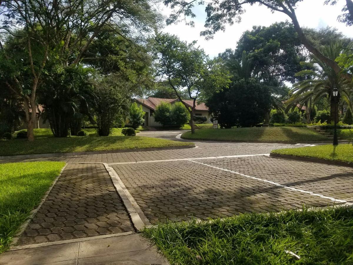 Ufulu Gardens Hotel Lilongwe Exterior photo