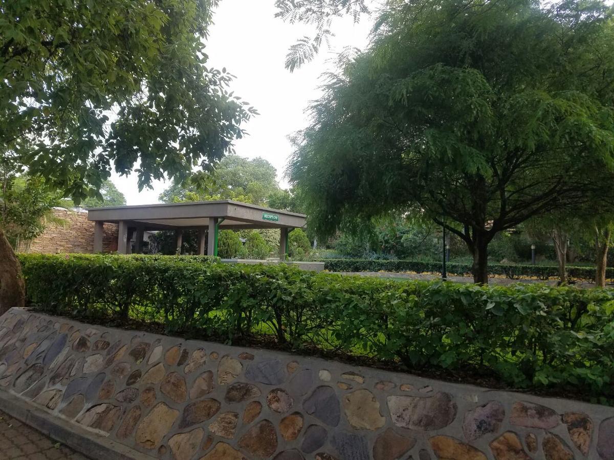 Ufulu Gardens Hotel Lilongwe Exterior photo